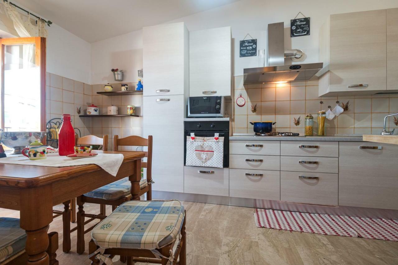 White Rose Suite Apartment Cala Gonone Zewnętrze zdjęcie